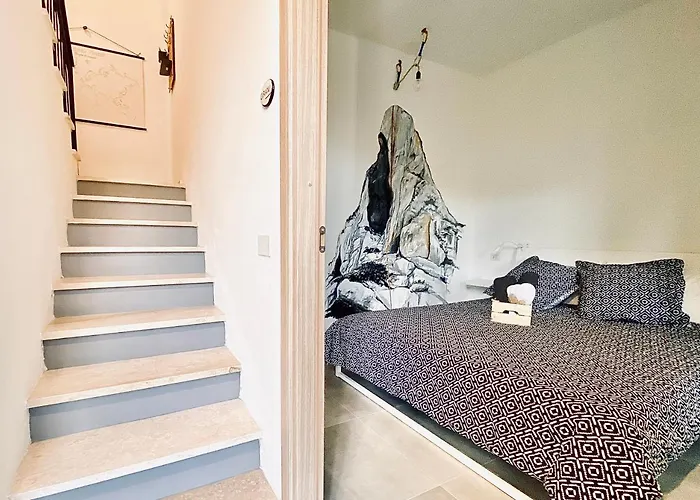 Bedandclimbing Baunei