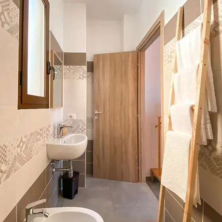 Bedandclimbing Baunei