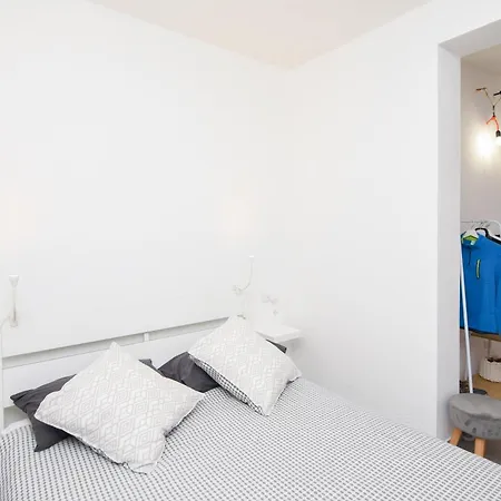 Guest house Bedandclimbing *