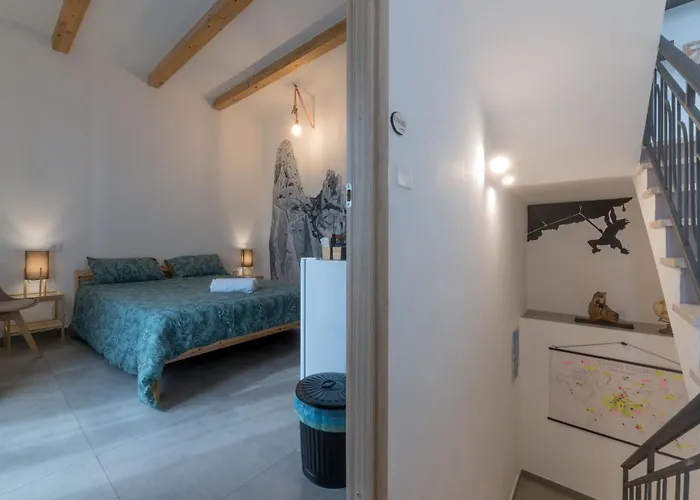 Bedandclimbing 3* Baunei