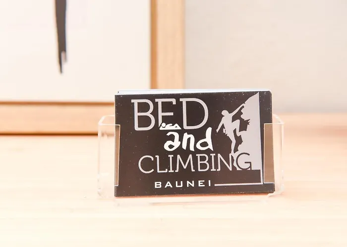 Bedandclimbing Pensión Baunei